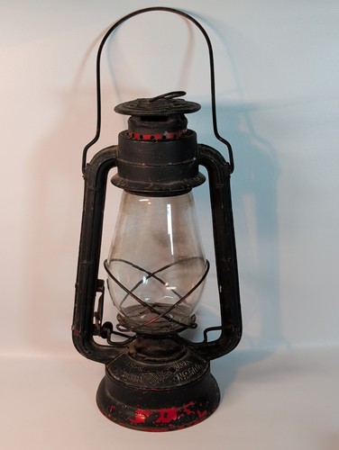 Vtg primitive hanging - primitive,